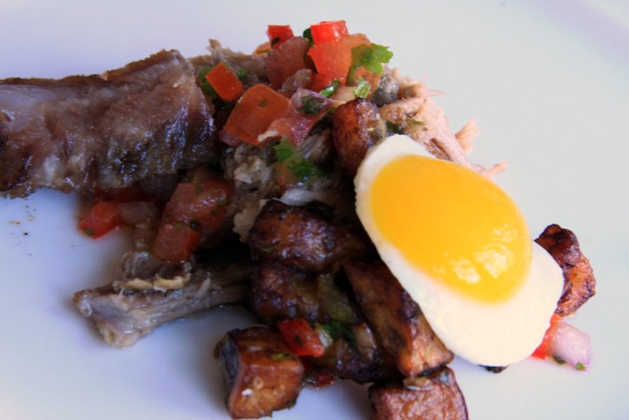 Mofongo con Caldo