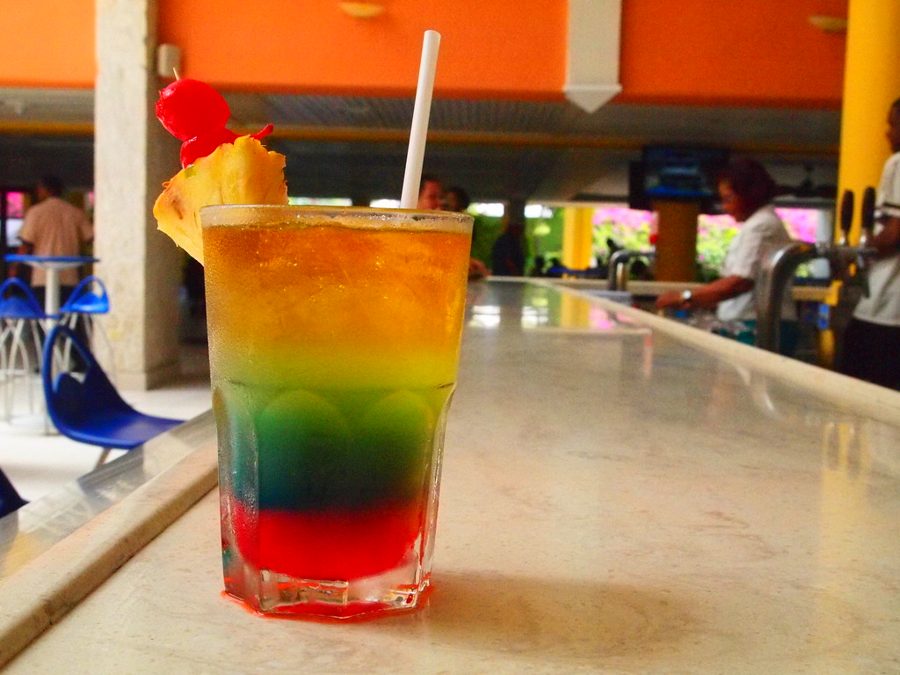 Tragos y Cocteles de la Barra